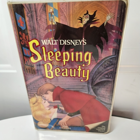 Disney Black Diamond Classics Sleeping Beauty VHS Tape - Picture 1 of 10